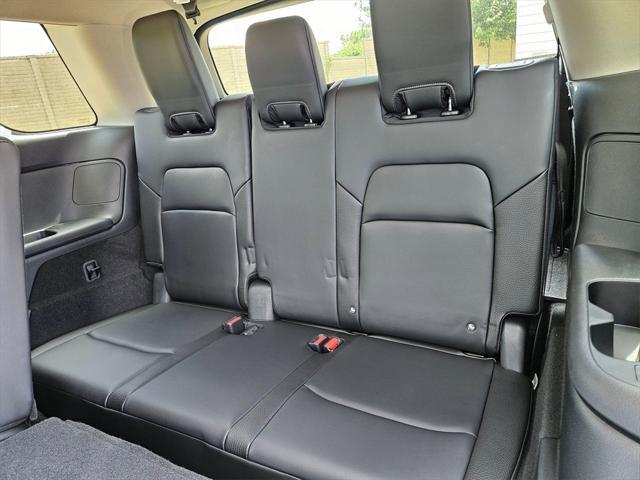 new 2025 Nissan Pathfinder car, priced at $44,119