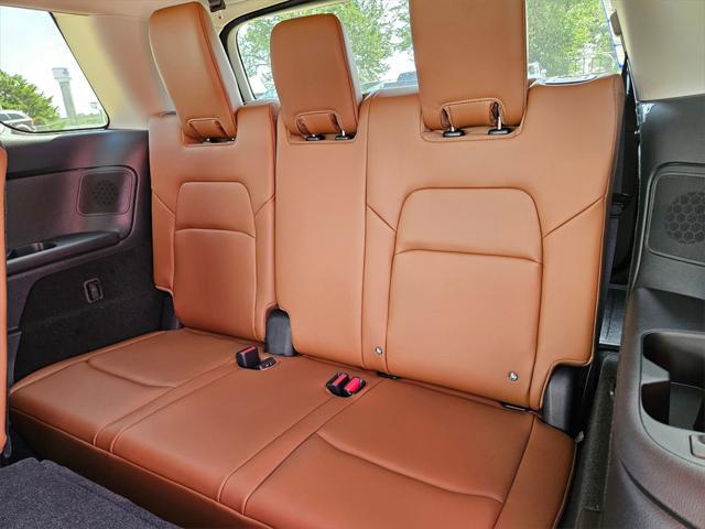 new 2025 Nissan Pathfinder car, priced at $49,251