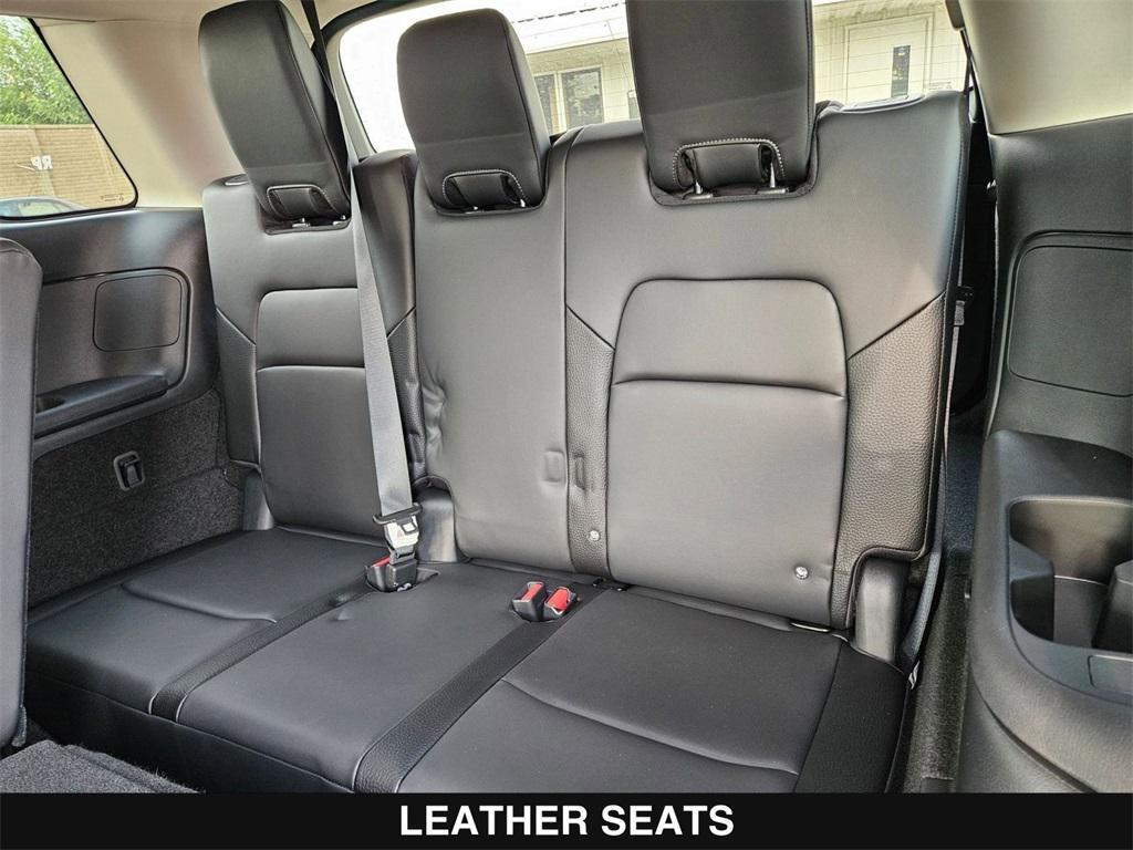 new 2025 Nissan Pathfinder car, priced at $41,409