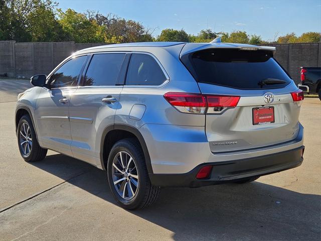 used 2018 Toyota Highlander car, priced at $19,995