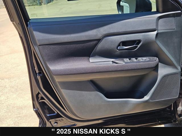 new 2025 Nissan Kicks car, priced at $24,346