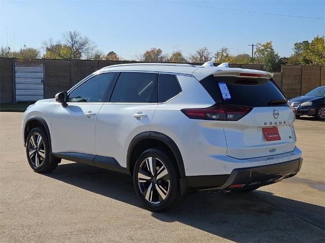 new 2025 Nissan Rogue car, priced at $38,600