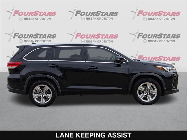 used 2018 Toyota Highlander car, priced at $24,699