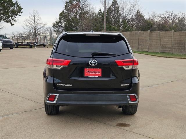 used 2018 Toyota Highlander car, priced at $25,395