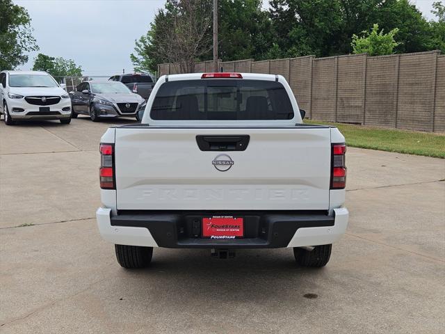 new 2025 Nissan Frontier car, priced at $30,821