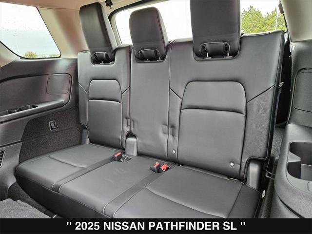 new 2025 Nissan Pathfinder car, priced at $40,087