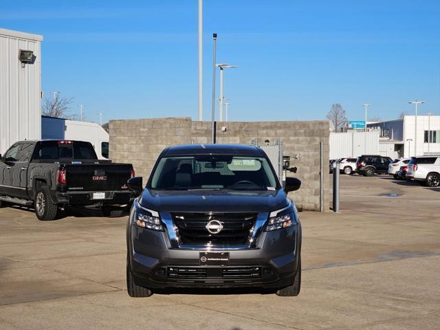 used 2023 Nissan Pathfinder car, priced at $30,995