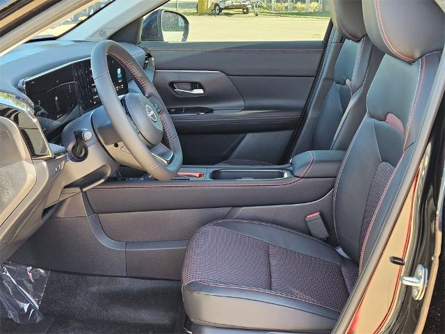 new 2025 Nissan Kicks car, priced at $26,952