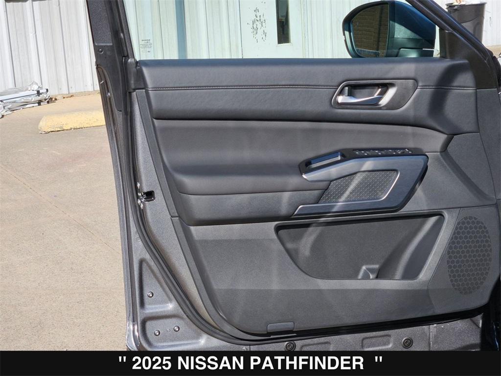 new 2025 Nissan Pathfinder car, priced at $35,866