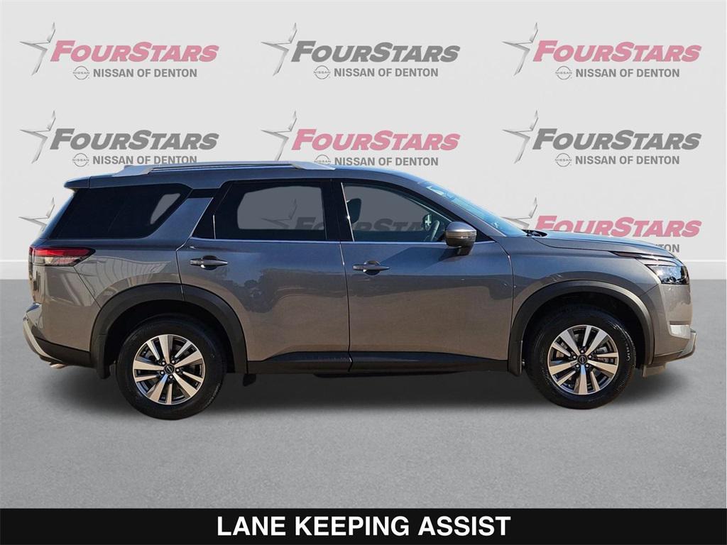 new 2025 Nissan Pathfinder car, priced at $35,866