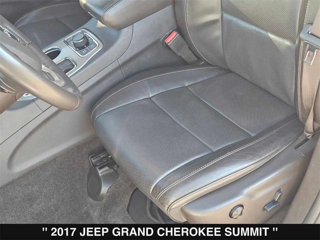 used 2017 Jeep Grand Cherokee car, priced at $17,306