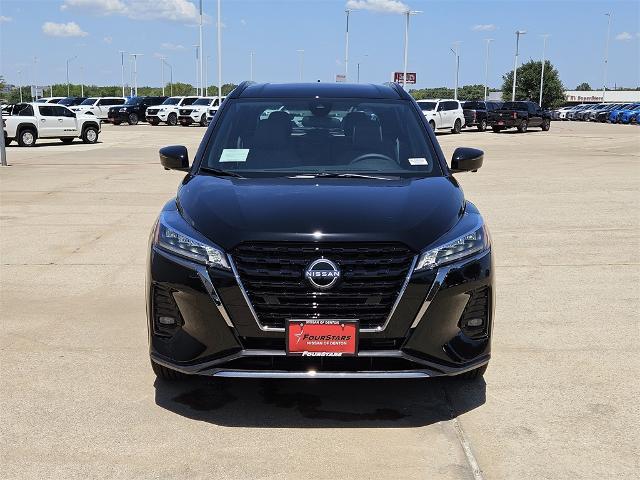 new 2024 Nissan Kicks car, priced at $25,585