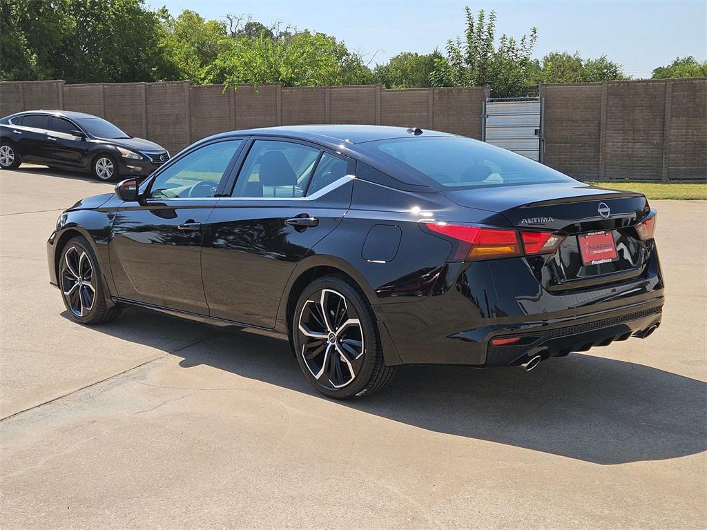 new 2025 Nissan Altima car, priced at $31,325