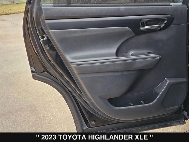 used 2023 Toyota Highlander car, priced at $36,995