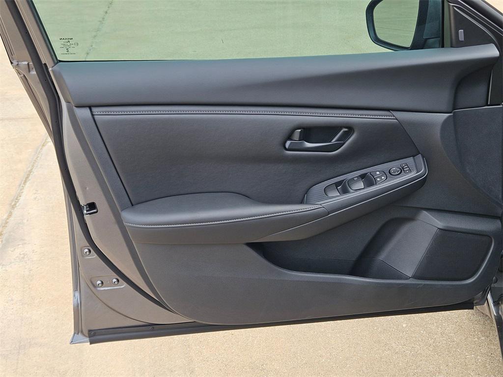 new 2025 Nissan Sentra car, priced at $21,135