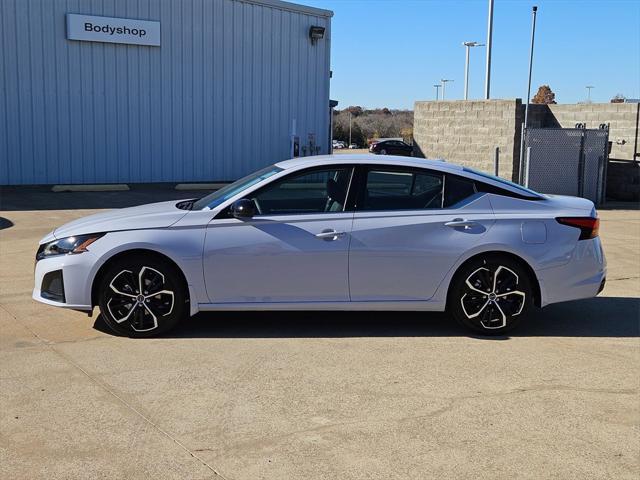 new 2025 Nissan Altima car, priced at $27,454