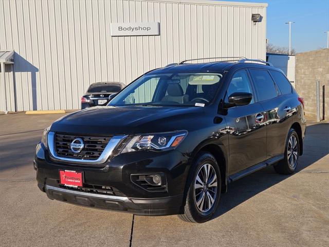 used 2020 Nissan Pathfinder car, priced at $18,495