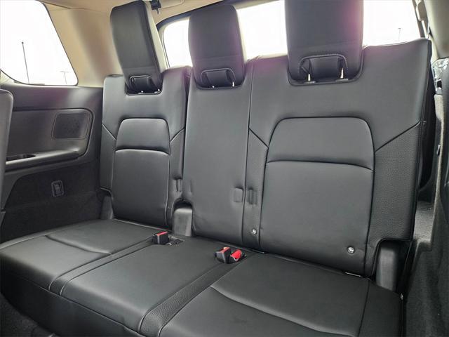 new 2025 Nissan Pathfinder car, priced at $44,702