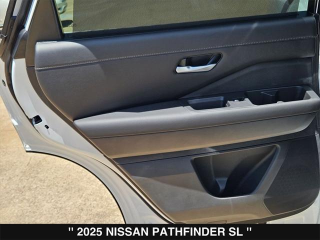 new 2025 Nissan Pathfinder car, priced at $44,725
