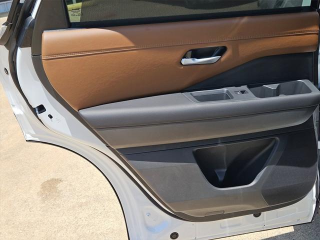 new 2025 Nissan Pathfinder car, priced at $48,216
