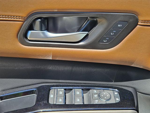 new 2025 Nissan Pathfinder car, priced at $48,216