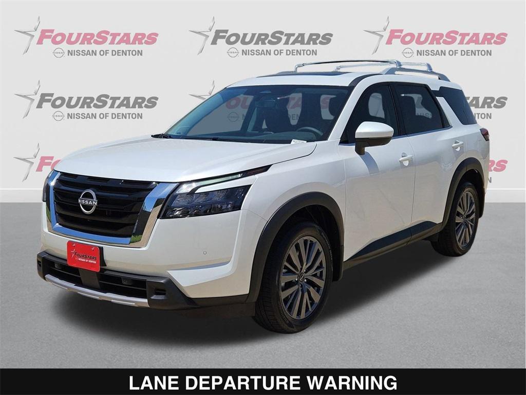 new 2025 Nissan Pathfinder car, priced at $44,324