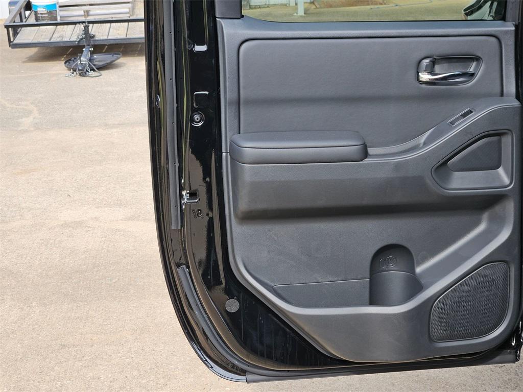 new 2025 Nissan Frontier car, priced at $35,006