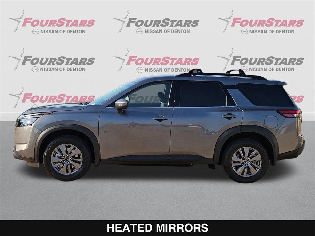 new 2025 Nissan Pathfinder car, priced at $39,724
