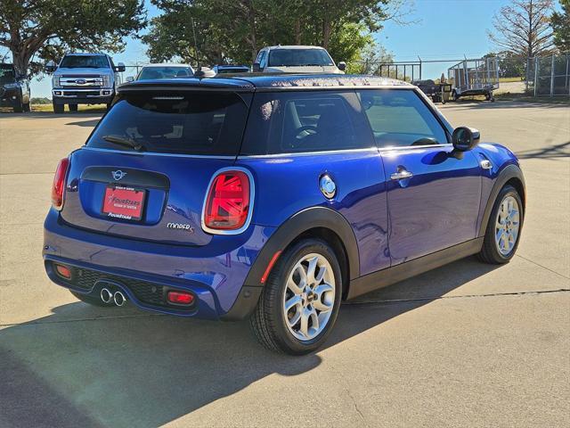 used 2020 MINI Hardtop car, priced at $19,495