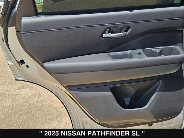 new 2025 Nissan Pathfinder car, priced at $44,702
