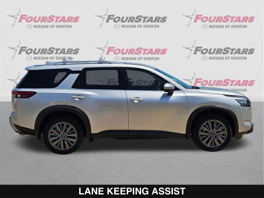 new 2025 Nissan Pathfinder car, priced at $43,516