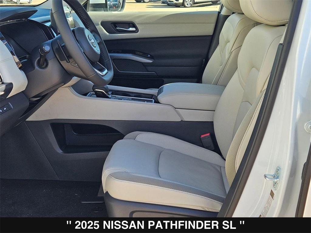 new 2025 Nissan Pathfinder car, priced at $36,595