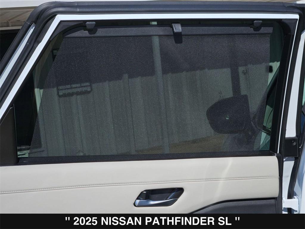 new 2025 Nissan Pathfinder car, priced at $36,595