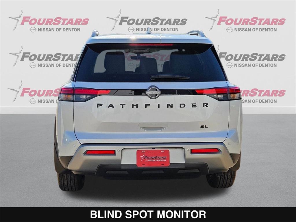new 2025 Nissan Pathfinder car, priced at $36,595