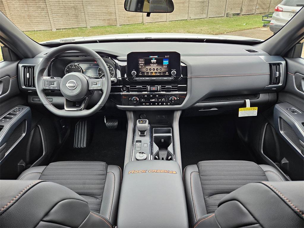 new 2025 Nissan Pathfinder car, priced at $39,045