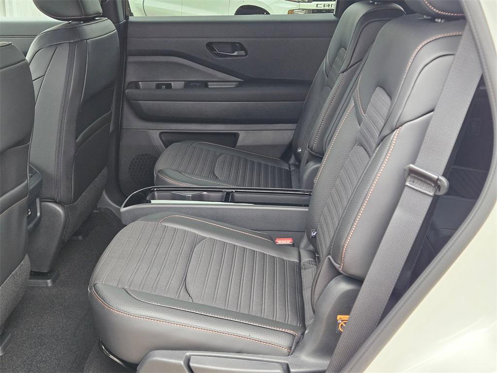 new 2025 Nissan Pathfinder car, priced at $39,045