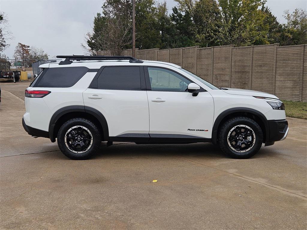 new 2025 Nissan Pathfinder car, priced at $39,045
