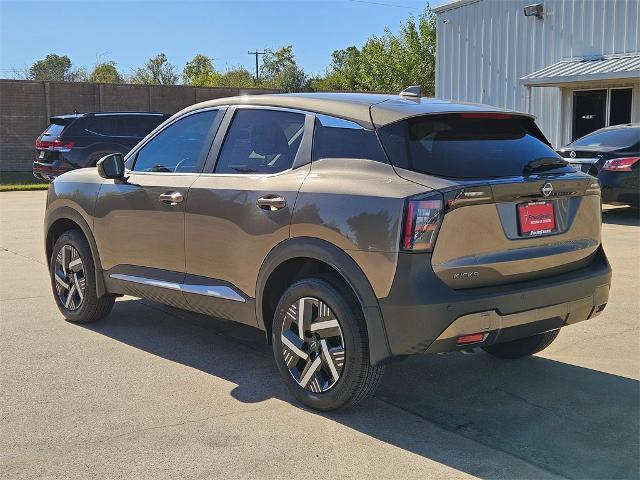 new 2025 Nissan Kicks car, priced at $25,522