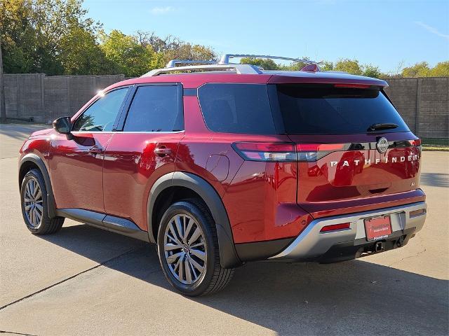 new 2025 Nissan Pathfinder car, priced at $44,123