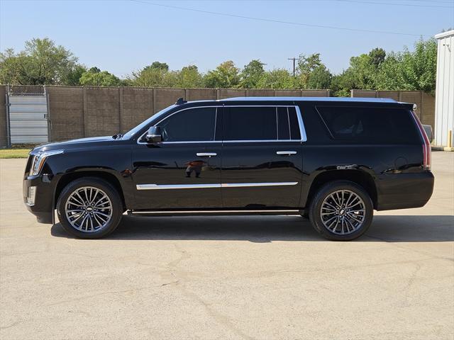 used 2016 Cadillac Escalade ESV car, priced at $28,995