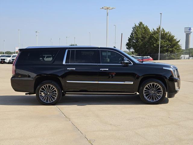 used 2016 Cadillac Escalade ESV car, priced at $28,995