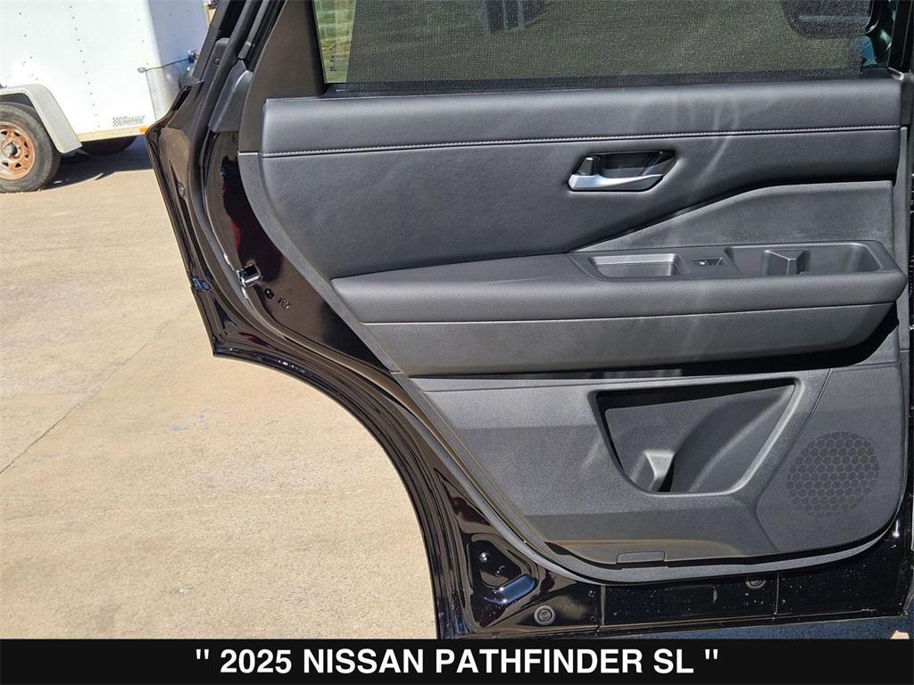 new 2025 Nissan Pathfinder car, priced at $36,018