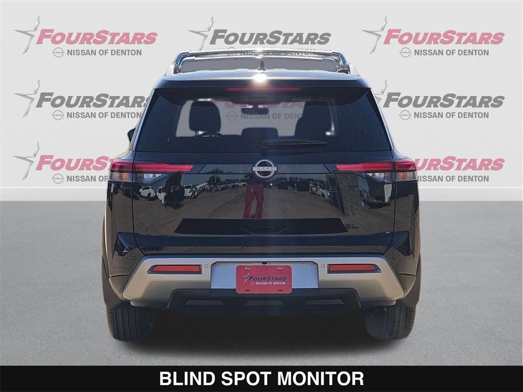 new 2025 Nissan Pathfinder car, priced at $36,018