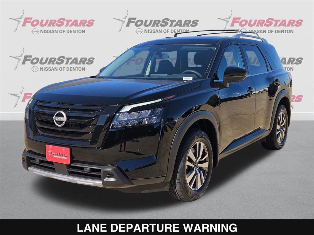 new 2025 Nissan Pathfinder car, priced at $36,018