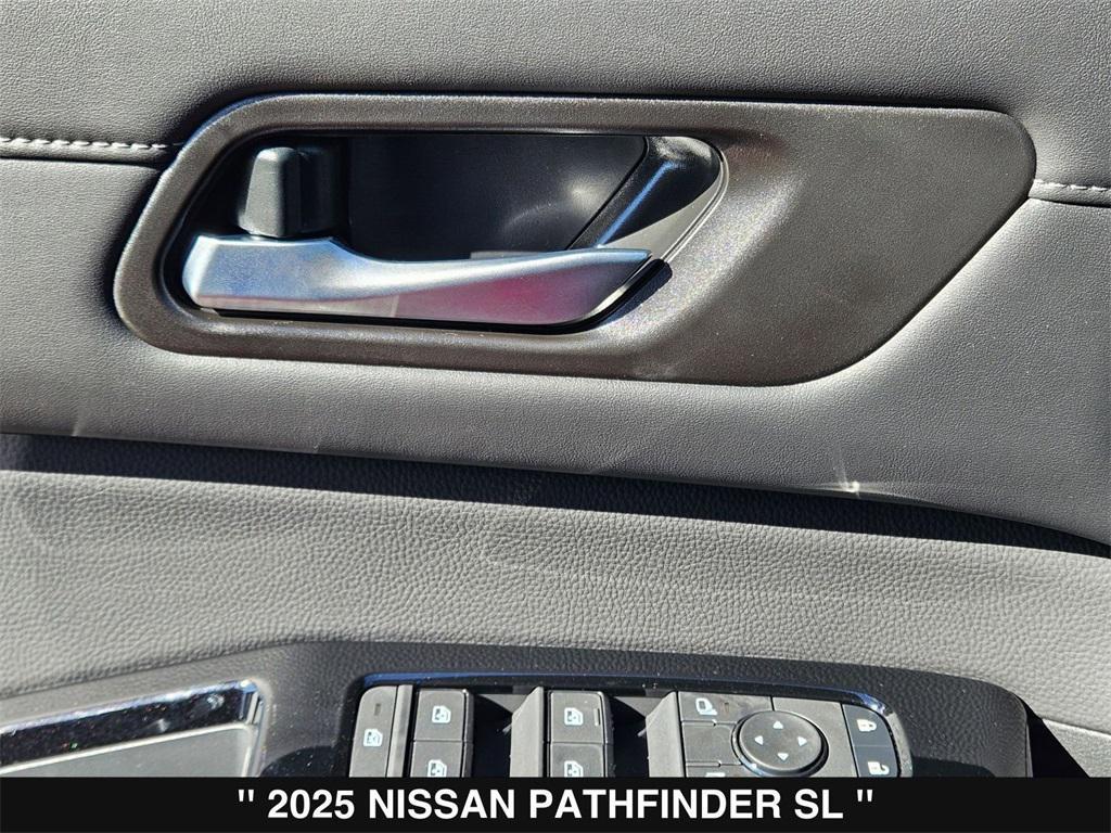 new 2025 Nissan Pathfinder car, priced at $36,018