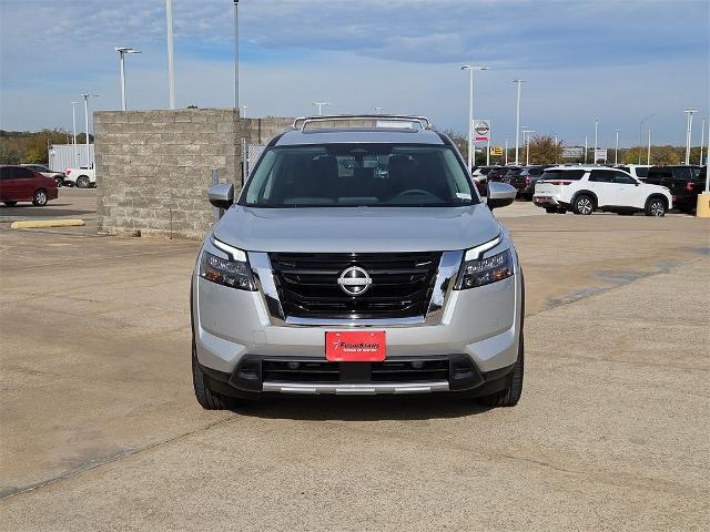 new 2025 Nissan Pathfinder car, priced at $43,539