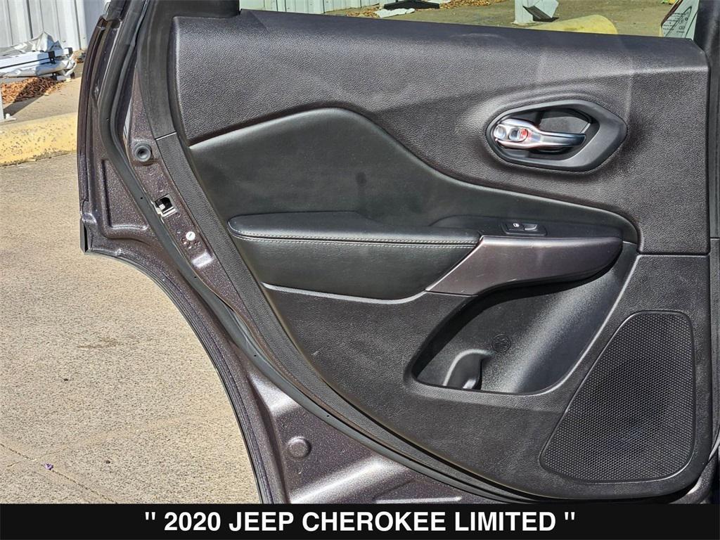 used 2020 Jeep Cherokee car, priced at $19,309