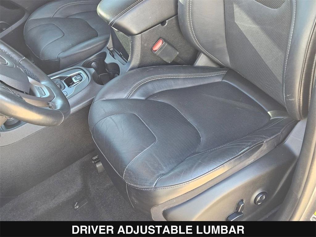 used 2020 Jeep Cherokee car, priced at $19,309