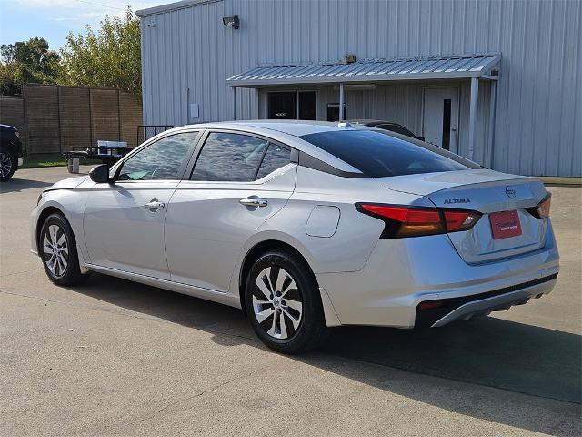 new 2025 Nissan Altima car, priced at $24,956