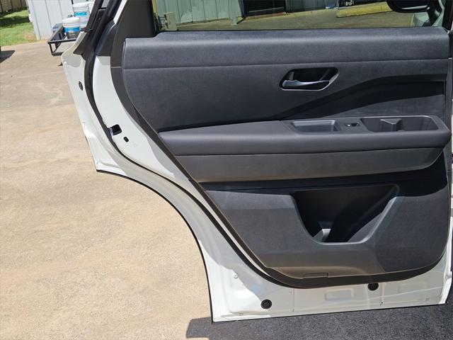 new 2025 Nissan Pathfinder car, priced at $43,799